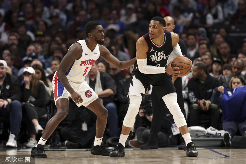 而年轻的雷 而年轻的雷