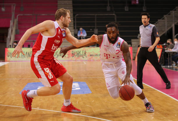 增添了亮点 增添了亮点